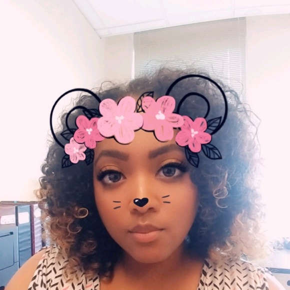 Meet your Posher, Haleigh - Picture 1 of 1